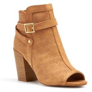 Qupid Clyde-23 Womens Tan Nu Laser Cut Perforated